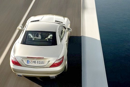 12 Mercedes Benz SLK