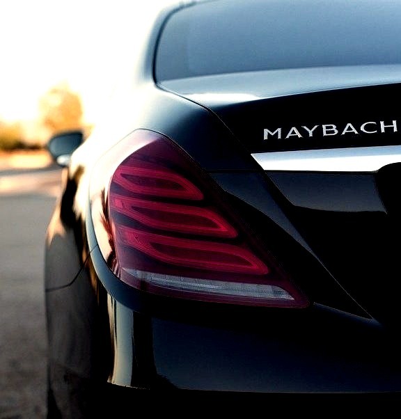 Mercedes-Maybach S 600 (Instagram @ankenymd)
