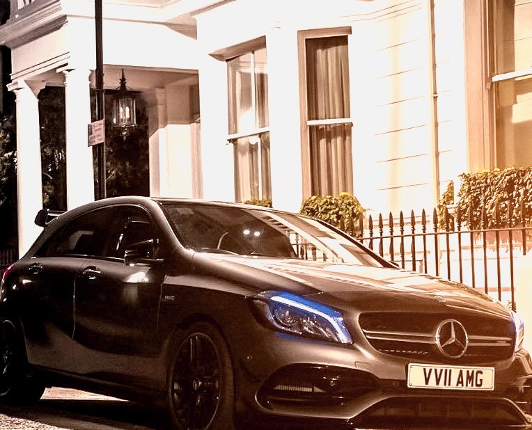 Mercedes-Benz A 45 AMG (Instagram @velocitacars)
